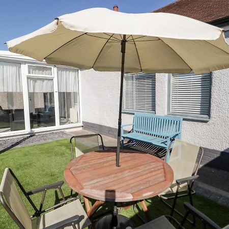 Seaside Retreat Villa Престатин Екстериор снимка